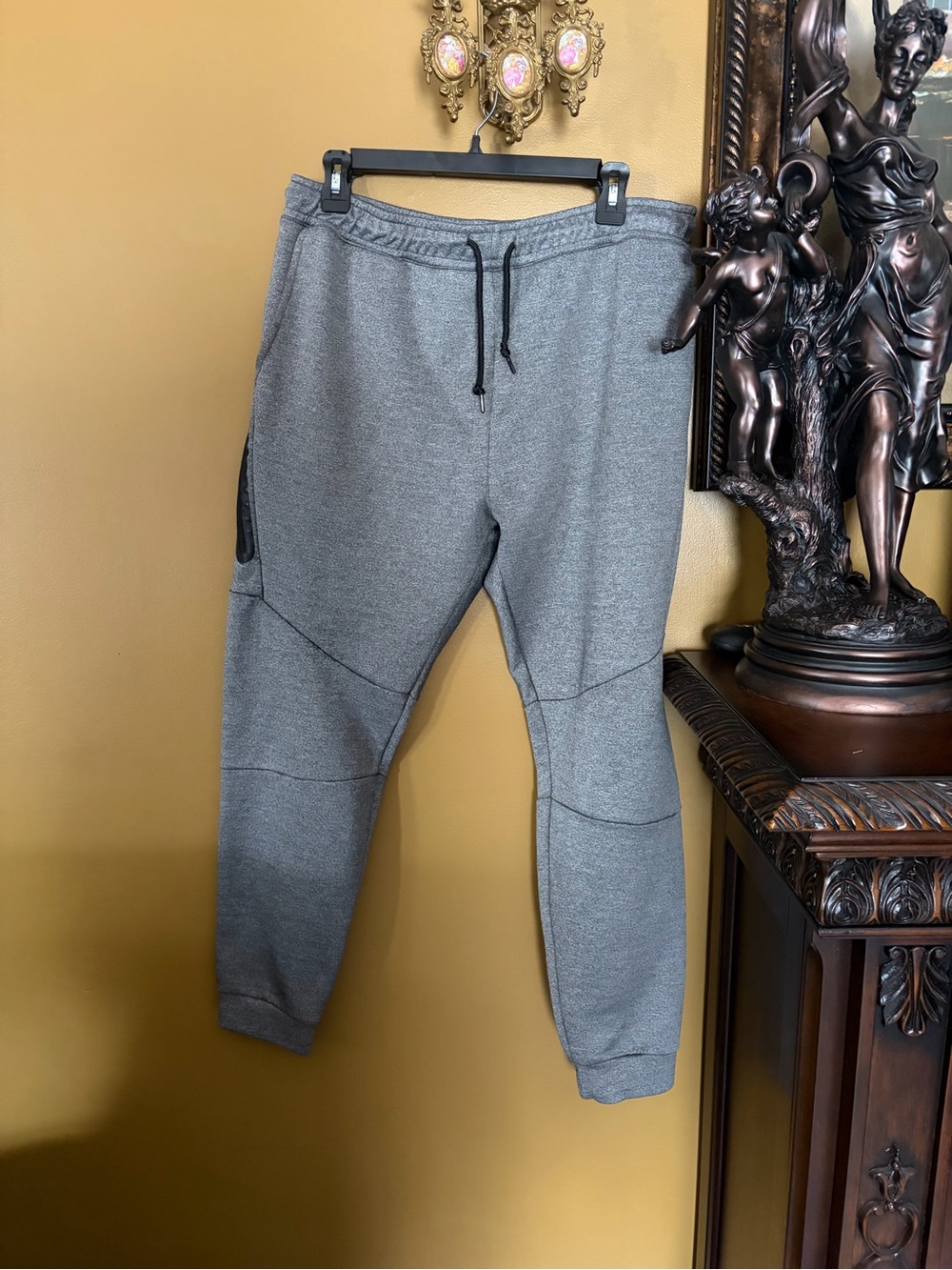 Men's Gray Knit Jogger Sweatpants with Black Drawstring